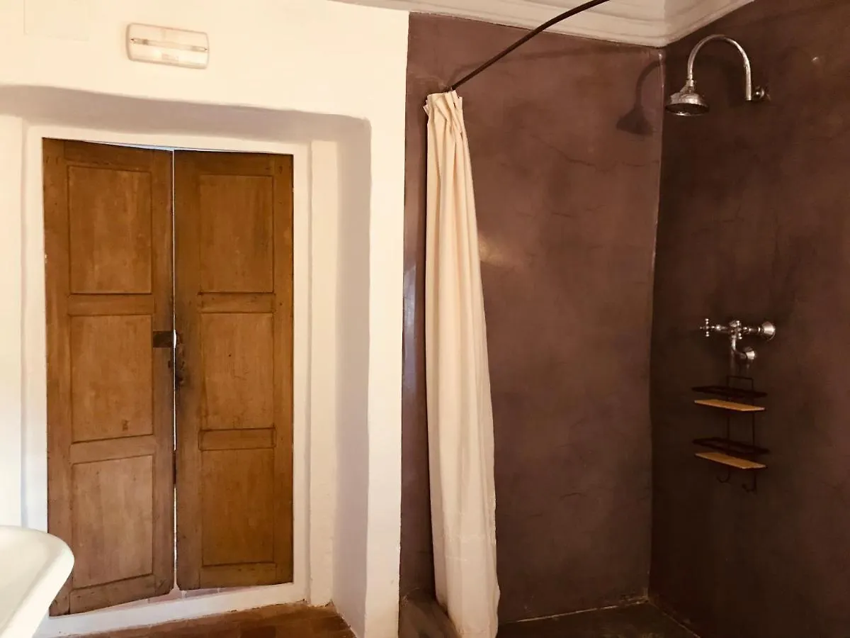 Bed and Breakfast Casa Migdia Sant Jordi Desvalls Frühstückspension