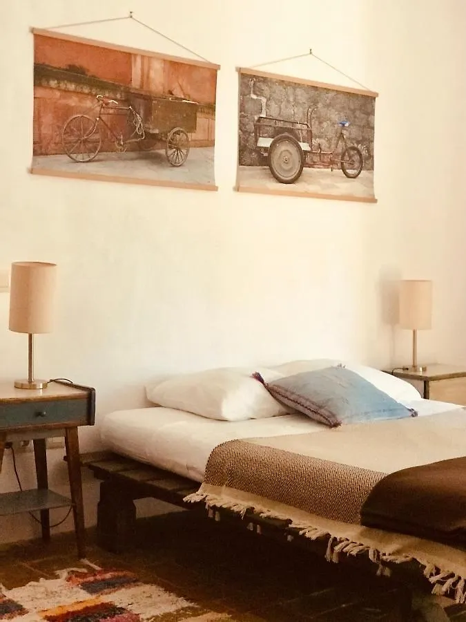 Bed and Breakfast Casa Migdia Sant Jordi Desvalls Frühstückspension