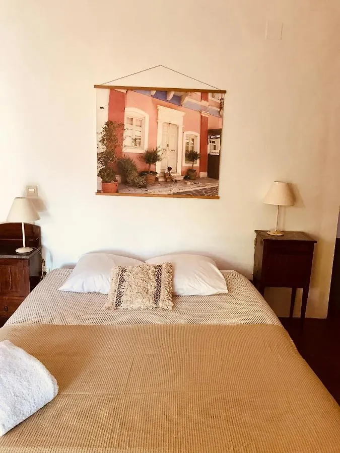 Bed and Breakfast Casa Migdia Sant Jordi Desvalls