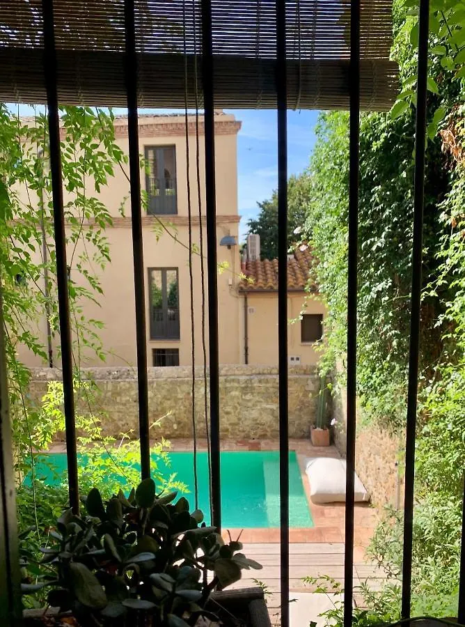Bed and Breakfast Casa Migdia Sant Jordi Desvalls 3*,  Spanien