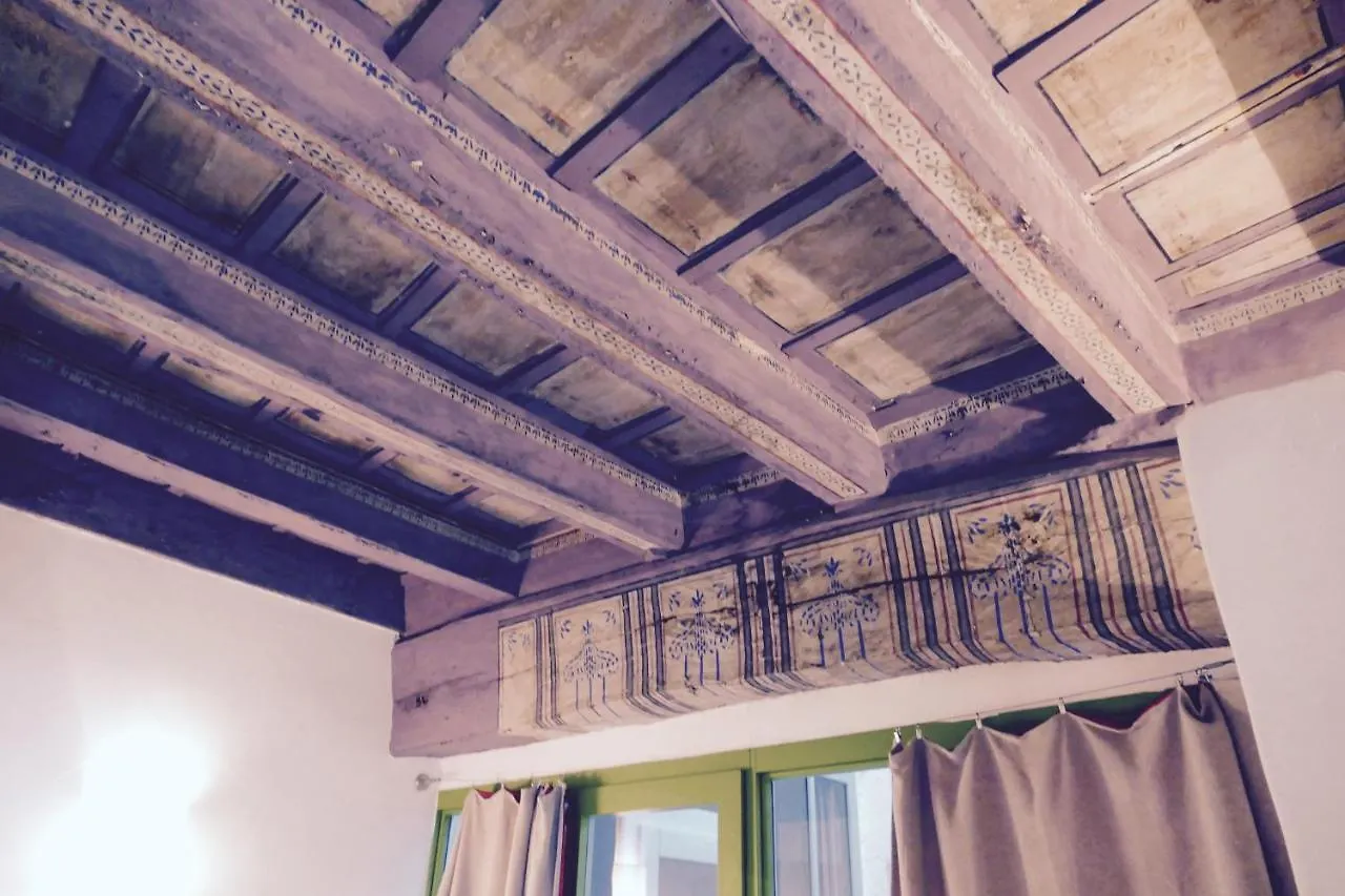 Bed and Breakfast Casa Migdia Sant Jordi Desvalls